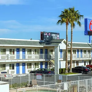 Отель 6-phoenix, Az - Airport - 24th Street, Феникс